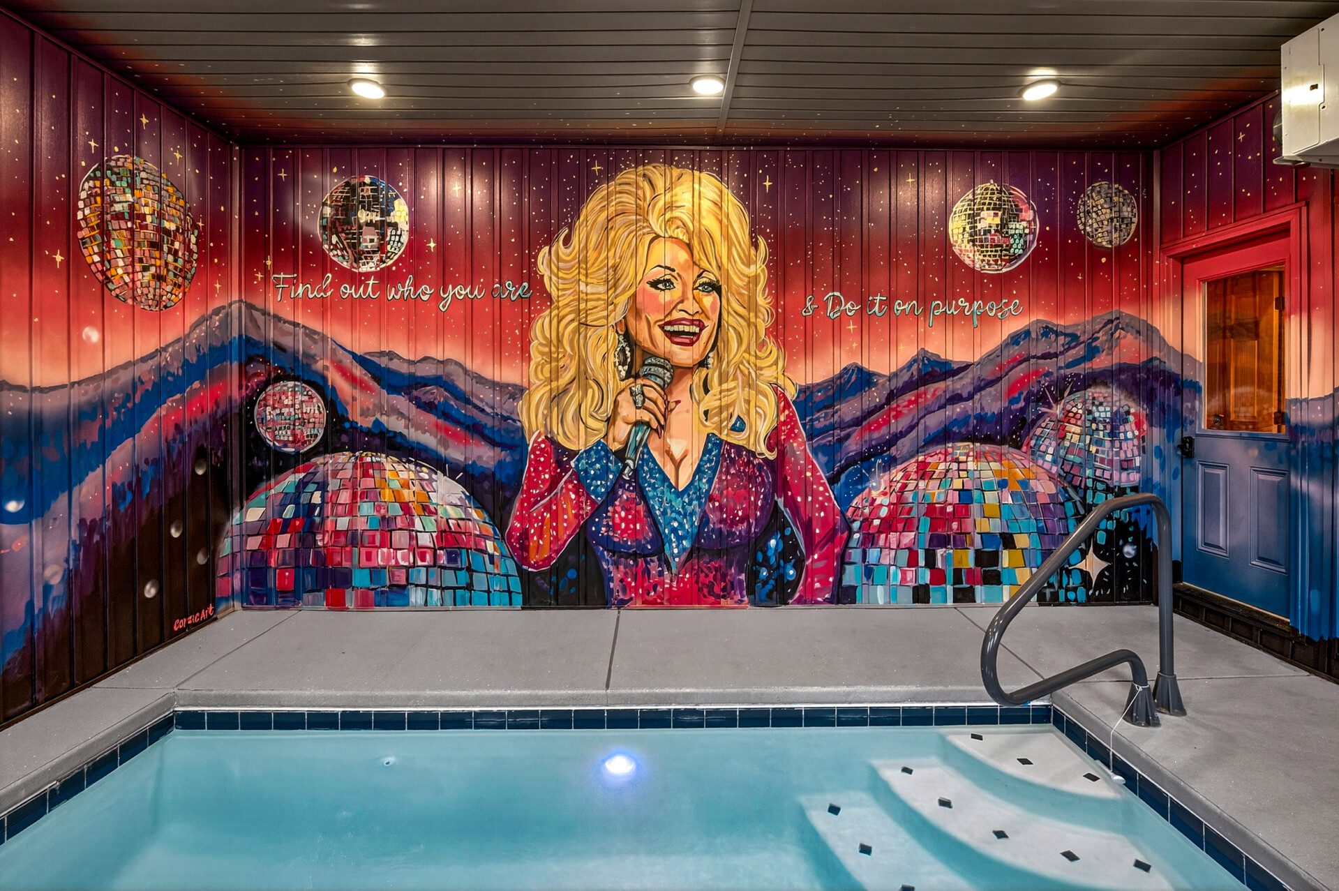 dolly mural